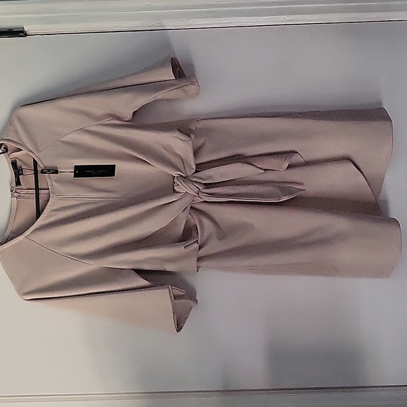 Dress - Picture 1 of 7